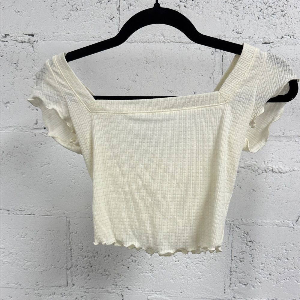 Urban Outfitters Cream Ruffle Sleeve Blouse - Excellent Condition - Size Small
